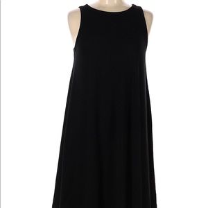 OLD NAVY BLACK SWING DRESS
